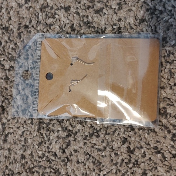 Gold Honeycomb Earrings - Picture 2 of 3